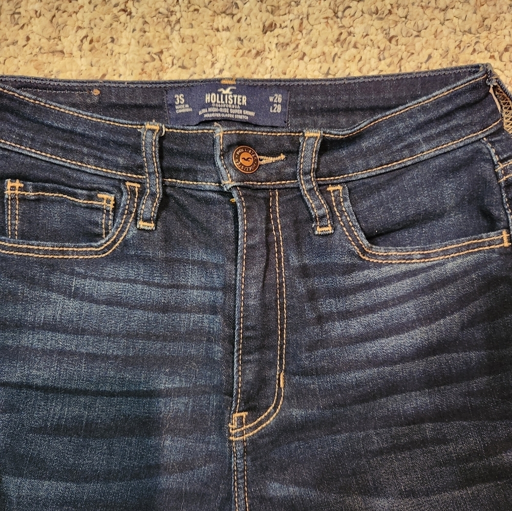Hollister High Rise Dark Wash Size 3S - Picture 3 of 4